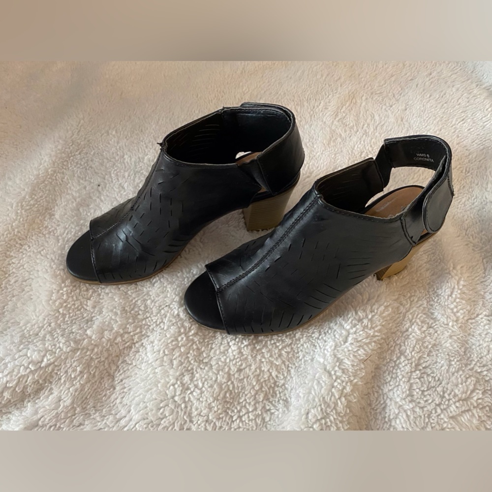 50% off w like Wild Pair coronita size 6 black block heel business career shoe